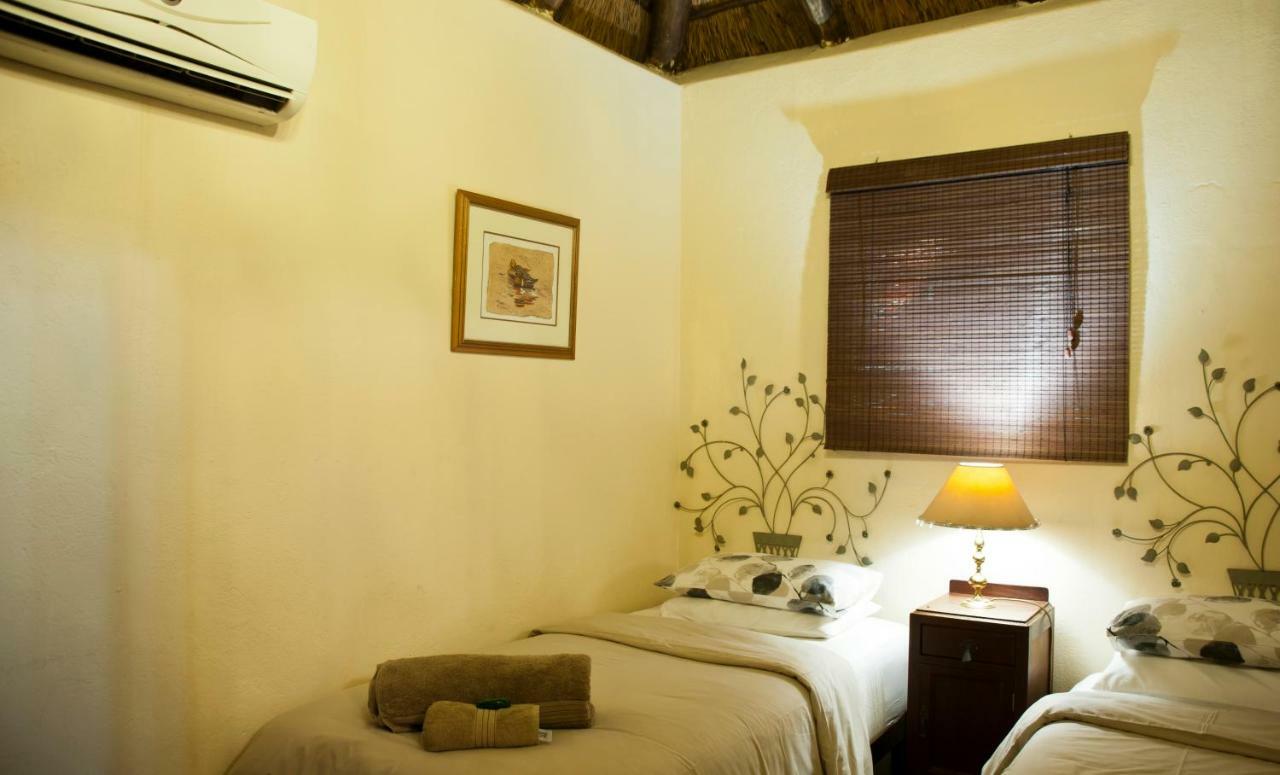 De Bruine Huis Marloth Park Exterior foto